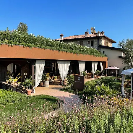 Resort Conti Thun Wine